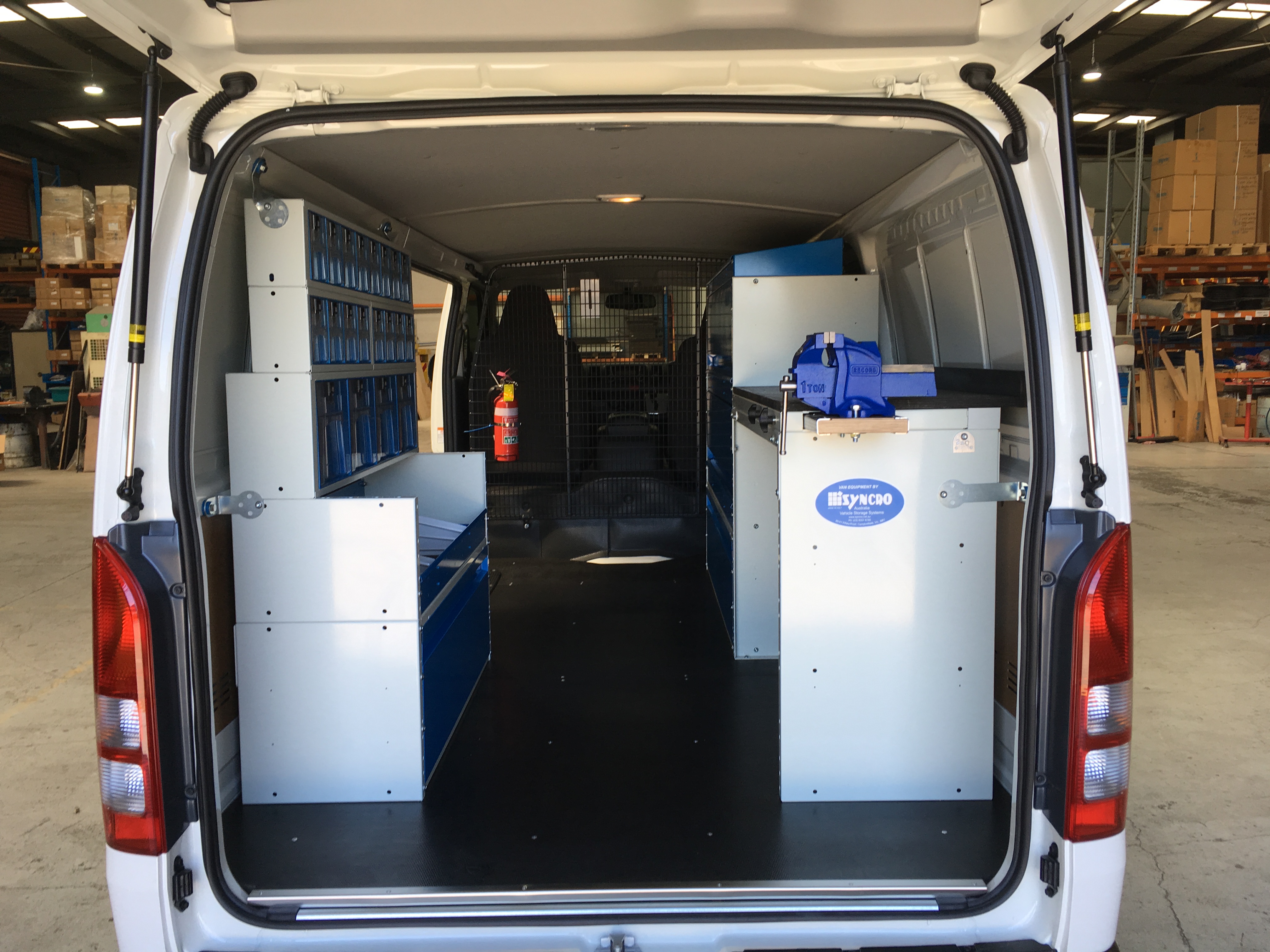 hiace caddy shelving